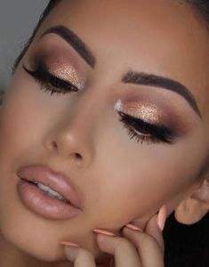 Wedding Hairstyles And Makeup, Make Up Foundation, Gold Eye Makeup, Makeup Tip, Shimmery Eyeshadow, Eye Makeup Looks, Prom Makeup Looks, Brown Eyeshadow