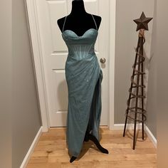 Worn Once, Good Condition, Small Stain On The Inside From Spray Tan. Sparkly Corset Dress, Sparkly Corset, Teal Prom Dresses, Spray Tan, Spray Tanning, Corset Dress, Fancy Dresses, Wearing Dress, Prom Dress