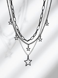 Blanco y Negro  Collar  Vidrio   Embellished Pictures Of Necklaces, Black Aesthetic Necklace, Black Star Necklace, Black Necklaces, Accesorios Aesthetic, Shein Accessories, Womens Chokers, Star Pendant Necklace