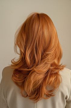 Redhead Long Layers, Haircut For Red Hair, Haircut For Redheads, Ginger Hair Mid Length, Copper Lowlights On Red Hair, Medium Orange Copper Hair, Light Ginger With Blonde Highlights, Shadow Root Copper Hair, Haircut Ginger Hair