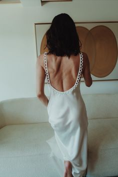 Backless Dress Lulus, Low Back Wrap Dress, White Satin Dresss, Satin Beach Wedding Dress Simple, Whire Satin Dress, Satin Wedding Dress Simple Low Back, Simple Low Back Dresses, White Larty Dress, White Mess Dress