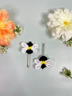 These are micro-crochet bee hair pins made of embroidery thread and are hot glued onto generic Bobby pins!  This comes with TWO pins that are BOTH identical bees! They pair well with my crocheted bandana, also sold on my page, to hold it in place or as a stand alone! Bandana NOT included. The only items included in this purchase are TWO bee pins. Crocheted Bandana, Crochet Water Bottle Holder, Tiny Crochet, Apache Junction, Crochet Strawberry, Preppy Jewelry, Bee Pin, Crochet Bee, Crochet Hair Accessories