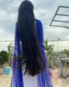 Long Hair Girl Aesthetic, Long Hair Astethics Pic, Long Hear Style Girl, Long Hair Poses, Long Hair Pics, Long Hair Photography, Long Hair Instagram Photos, Long Hair Desi, Long Hair Indian