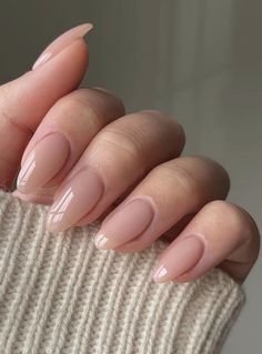 Ongles Beiges, Nude Nail Designs, Cute Christmas Nails, Nails Aesthetic, Nails Christmas, Christmas Nails Acrylic, Art Green, Neutral Nails, Luxury Nails