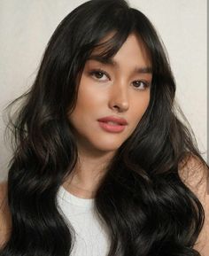 Filipina Makeup, Lisa Soberano, Women Haircuts, Pretty Nose, Urassaya Sperbund, Personal Style Inspiration, Dorian Gray, Pretty Makeup