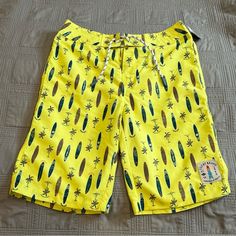 New Lucky Brand Boardshorts Boys Size 20 Yellow Surfboard Print Beach Swim New With Tags. Please See Attachment Pictures For Details And Measurements Laying Flat. Ships Quickly! Playful Swim Trunks For Summer, Fun Vacation Bottoms With Built-in Shorts, Playful Swim Trunks For Summer Activities, Playful Short Swim Trunks For Summer Activities, Short Bottoms For Summer Beach Activities, Beachwear Shorts For Summer Activities, Playful Short Swimwear For Summer Activities, Beachwear Swim Trunks With Built-in Shorts For Summer Activities, Beachwear Bottoms For Summer Activities