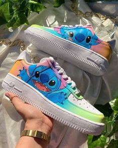 The perfect gift for friends, family, that special someone, or yourself ✨ - Exactly as shown in the pictures. - Brand New & Authentic. 💯 - Hand Painted with attention to detail. 👨‍🎨 - Waterproof and Flexible. ❤️ - Unisex model. Please refer to the Size Chart. - Free Worldwide Shipping. ✈︎ Custom Shoes Diy, Painted Sneakers, Nike Shoes Girls, Preppy Shoes, Stitch Clothes, Air Force 1 Custom, Disney Shoes, Baskets Nike, Custom Air Force 1