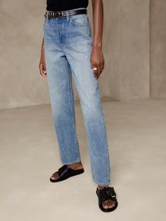 A modern heirloom, this jean is designed to suit many tastes: size down for a higher rise and figure-hugging fit, or take your regular size for a slouchy, highly relaxed take on this season's straight-leg styles.  Crafted in our softest non-stretch denim from Italy's Candiani mill.  LOOSE FIT: Mid-rise and slouchy with a relaxed, straight leg.  Recommend one-size down if you prefer to wear high-rise.  ORGANIC: Made with certified, organically grown cotton that's easier on the earth.  FROM ITALY' Dark Wash Mom Fit Jeans For Spring, Straight Denim Blue Jeans For Summer, Spring Dark Wash Mom Fit Jeans, Straight Jeans With Five Pockets For Summer, Straight Five-pocket Jeans For Summer, Chic Light Wash Straight Leg Jeans, Straight Five Pockets Summer Pants, Washed Cropped Jeans For Everyday Fall Wear, Everyday Washed Cropped Jeans For Fall