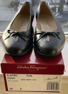 Used Size 10 See pictures Black Shoes Women, Salvatore Ferragamo, Florence, Black Shoes, Ballet Shoes, Ballet, Slip On, Size 10, Women Shoes