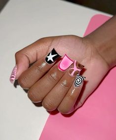 Girl Nails, Duck Nails, Diy Acrylic Nails, Dope Nail Designs, Long Acrylic Nails Coffin, Nail Idea, Unique Acrylic Nails