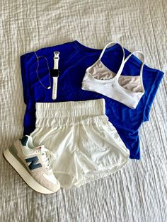 Cute Summer Sporty Outfits, Lulu Lemon Shorts Outfit, Cute Running Fits, Athletic Shorts Outfit School, Summer Athletic Outfits, Athletic Summer Outfits, Track Fits, Summer Outfits Athletic