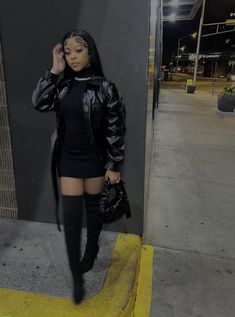 Baddie Outfits Night Out Black Women, Corset Jacket Outfit, Cold Birthday Outfit Baddie, Baddie Winter Outfits Cold Birthday, 20th Birthday Outfit Ideas Winter, All Black Fit Black Woman, 19th Birthday Ideas Outfits Winter, 17 Birthday Outfit Ideas Baddie, 17th Birthday Outfit Ideas Winter