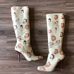 Heels And Socks, Yoshitomo Nara, Chanel Boots, Shoe Wishlist, Leather Boots Heels, Black Femininity, Mood Board Fashion, Socks And Sandals