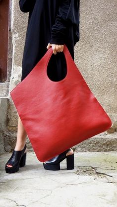 Mochila Jeans, Burgundy Bag, Red Leather Handbags, Red Bag, Black Leather Bags, Boot Bag, Leather Diy