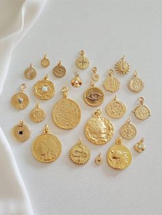 This Pendants item by MojoSupplyCo has 14463 favorites from Etsy shoppers. Ships from Frisco, TX. Listed on Sep 25, 2024 Medallion Jewelry, Greek Coin Pendant, Hip Jewelry, Gold Coin Pendant, Moon Zodiac, Jewelry Evil Eye, Gold Coin Necklace, Gold Medallion, Bee Pendant