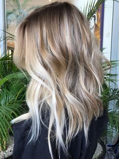 Medium Choppy Cut Summer Blonde, Hair Color Balayage, Cool Hair Color, Dream Hair, Hair Color Trends