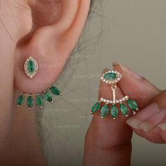 Description Genuine Emerald Gemstone Ear Jacket Front Back Earrings Natural SI Clarity G-H Color Diamond Flower Ear Jacket Climber Earrings JewelryFeatures• Items Code:- SGE00929• 18K also available - Additional fees may apply)• More option in gold color: Rose , yellow , White gold• Metal: Solid 14K Yellow Gold with stamped• Diamonds weight : 0.24 ct• Diamond Color : G-H• Diamond Clarity : SI1• Diamond Cut : Brilliant (Excellent cut)• Genuine Emerald Gemstone Wt :- 1.35 ct. • Measurement≫ FAQ be Luxury Green Diamond-cut Earrings, Convertible Jewellery, Convertible Jewelry, Jacket Earrings, Front Back Earrings, Ear Jacket Earring, Flower Ear, Aquamarine Earrings, Diamond Jewelry Designs