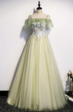 Light Green Prom Dress, Tulle Lights, Off Shoulder Tulle, Long Party Dress, A Line Prom Dress, Prom Dress Evening, Green Tulle, Elegant Prom Dresses, Medieval Dress