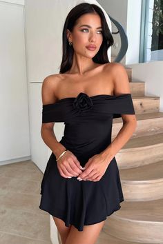 Take your look up a notch in the Kirsten Dress! With its strapless neckline, off the shoulder sleeves, and rose detailing - you can't help but feel like the belle of the ball. Plus, the double lining and flowy A-line fit make it a dream to wear! Style her up with some simple heels and let the dress do the talking! FABR Simple Heels, White Strappy Heels, Pretty Little Dress, Plus Size Black Dresses, Off The Shoulder Sleeves, Black Cowboy Boots, Black Cowboy, Sparkly Heels, Little Dresses