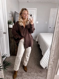 Fall Worship Leader Outfit, Relaxed Office Outfits Women, Business Casual Outfits For School, Buisness Casual Woman’s, Casual Fall Work Outfits Women, Nanny Outfit Ideas Casual, Fall Apple Picking Outfit, Buisness Casual Women Outfits Simple, Fall Outfits Women Photoshoot