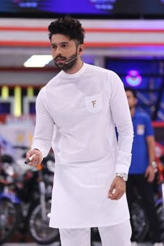 Two And Half Men, Man Dress Design, Pajama Men, Wedding Kurta For Men, Boys Kurta Design, Amir Khan, Groom Dress Men, Kurta Pajama Men, Gents Kurta Design