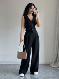 Stylish Office Wear Women, Manche, Jumpsuit And Vest Outfit, 2 Piece Trouser And Top Set, C Suite Style Women, Bold Chic Fashion, Sneaker Business Casual Women, Baggy Formal Pants, Black Pants Suit Women