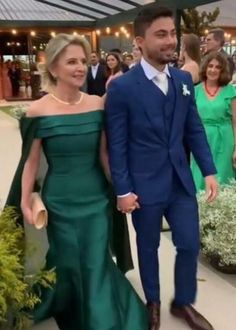 Simple Emread Green Mother Of The Bride/Groom Dresses Evening Gowns Wedding Guest Dress on Storenvy Wedding Store, Bride Groom Dress, Make Color, Groom Dress, Guest Dresses, Wedding Gown, Bride Groom, Wedding Guest Dress, Dress Making