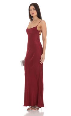 Satin Open Back Maxi Dress in Red | LUCY IN THE SKY Deep Red Bridesmaid Dresses Winter, Lulus Red Dress, Cool Hoco Dresses, Grad Outfits For Mom, Open Back Hoco Dresses, Aus Formal Dresses, Simple Grad Dresses, Grads Dress, Winter Dress Formal