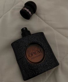 Parfum Black Optimum Perfume, Black Women Perfume, Black Perfume Aesthetic, Black Opinion Parfum, Ysl Perfume Aesthetic, Ysl Parfum, Perfume Ysl, Yves Saint Laurent Perfume, Ysl Fragrance