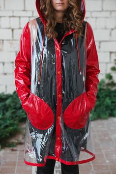 Etsy の Utopia Red clear raincoat by geuguce Transparent Raincoat, Rainwear Girl, Rubber Raincoats