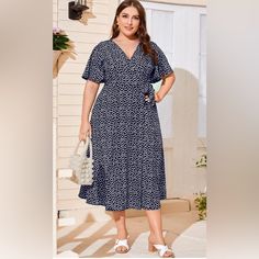 New Pit To Pit 22. Length 49 Material 98 Polyester 2 Spandex Big Size Fashion Dress, Plus Size Spring Dresses, Kaftan Styles, Big Size Fashion, Ditsy Floral Dress, Plus Size Vintage, African Fashion Dresses, Ditsy Floral, Plus Size Dress