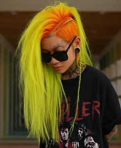 Summer Colored Hair, Yellow Hair Color, Ethnic Hair, Creative Hair Color, Dyed Hair Inspiration, Punk Hair, Alternative Hair, Yellow Hair, Creative Hairstyles