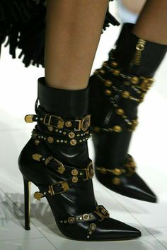 Dr Shoes, Runway Shoes, Versace Shoes, Fancy Shoes, Aesthetic Shoes, Buckle Boots, Winter Boots Women, Dream Shoes, Milan Fashion Week