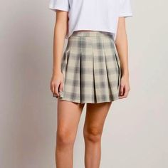 Lush Pleated Plaid Mini Skirt Size Small New With Tags Olive Waist 13.5 When Lying Flat Length 16 Inches Preppy Plaid Tennis Skirt For Summer, Casual Summer Pleated Skirt For School, Casual Summer School Pleated Skirt, Casual Pleated Skirt For School In Summer, Casual Fitted Plaid Skort, Plaid Mini Tennis Skirt For Summer, Summer Plaid Mini Tennis Skirt, Casual Tennis Skirt For School In Summer, Casual Plaid Mini Skirt For Spring