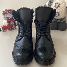 Women's Leather Boots, Size 38, Black. There Are No Defects. Warmed Up. Massimo Dutti Shoes, Leather Biker Boots, Leather Boots Women, Biker Boots, Massimo Dutti, Leather Boots, Bootie Boots, Ankle Boots, Women Shoes