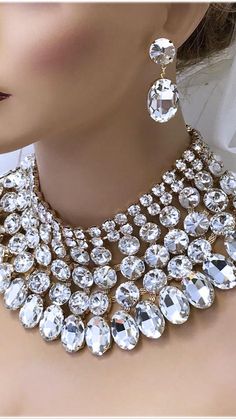 Expensive Diamond, Diamond Bracelet Design, Celebrity Jewelry, Luxe Jewelry, Sparkly Jewelry, Jewelry Lookbook