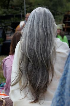 Grey Mermaid Hair, Grey Hair With Extensions, Gray Hair And Tattoos, Long Natural Grey Hair, Long Natural Gray Hair, Long Salt And Pepper Hair, Silver Hair Natural, Silver Long Hair, Gray Hair Natural