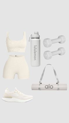 Sporty Outfits Aesthetic, Brunch Outfit Summer, Comfy Workout Outfits, Sport Casual Outfit, Summer Brunch Outfit, Sporty Set, Fitness Wear Outfits, Everyday Workout