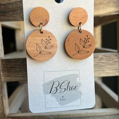 Wood Floral Stud Dangles Never Worn Comes From A Smoke Free Home Wood Burned Earrings, Gold Heart Stud Earrings, Wood Earrings Stud, Rose Gold Hoop Earrings, Gold Heart Studs, Stud Fashion, Daisy Studs, Yellow Quartz, Ghost Earrings