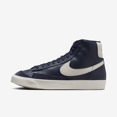 We didn't invent the high top, but we did perfect it. Sleek, simple but never basic, the leather and suede design softens with wear while remaining durable. The Blazer has endured for decades—time to find out why. Nike Blazer Mid 77 Women, Navy Blazer Women, Navy Blazers, Jasmine Wedding, Navy Nike, Nike Blazer Mid 77, Nike Blazer Mid, Nike Blazers Mid, Chain Strap Bag