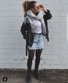 Ootd Pinterest, Anna Campbell, Denim Skirt Outfits, Casual Winter Outfits, Winter Fashion Outfits