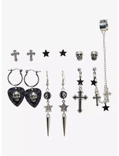 Social Collision Skull Guitar Pick Cuff Earring Set Social Collision, Alt Accessories, Skull Guitar, Earrings Y2k, Like A Rockstar, Skull Accessories, Rockstar Girlfriend, Grunge Accessories, Grunge Jewelry