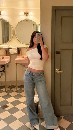 Insta:missjuliakelly เสื้อผ้า Kylie Jenner, Chique Outfit, Mode Zara, Chique Outfits, Casual Day Outfits, Elegante Casual, Looks Chic, Basic Outfits