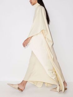 This neutral Taller Marmo El Sol kaftan dress is crafted in Italy and comes with a gold tone Universo hoop chain waist belt. Cut for a loose fit, it has a high standing neck with wrap-around sash, keyhole button fastening to the back, and wide sleeves that create a fluid silhouette towards a maxi-length waterfall hem. White Kaftan, Waist Belt