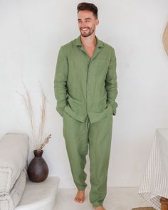 Quality sleep. Long sleeve linen pajama set VIGO in forest green guarantees comfort to your body while you sleep. Linen fabric feels gentle on your skin and makes your body feel good all night long due to its natural moisture-wicking qualities and breathability. This pajama set includes a sleeve top that has a front button closure and long pants with an adjustable waistline. It is a perfect gift for yourself or for your loved one!• Lightweight linen (approx. 135 gsm) Discover all linen loungewea Green Pajama Set, Linen Pajama Set, Wrinkled Clothes, Linen Pajamas, Linen Men, Mens Pajamas Set, Quality Sleep, Linen Loungewear, Natural Linen Fabric