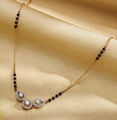 Fashion Jewelry Necklaces Gold, Mangalsutra Chain, Bridal Jewellery Inspiration, Black Beads Mangalsutra, Black Beads Mangalsutra Design, Gold Earrings Models, Diamond Pendants Designs, Modern Gold Jewelry, Pretty Jewelry Necklaces