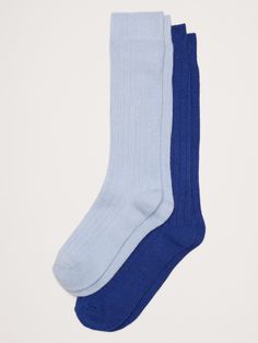 We revived this cozy, ribbed sock from the archives, crafting it in our best-selling, blended yarn with a touch of cashmere for luxurious warmth and softness.  Fits women's shoe sizes 6-10. Classic Blue Winter Socks, Fitted Blue Socks For Fall, Trouser Socks, Skating Rink, Skating, Banana Republic, Women's Accessories, Cashmere, Socks