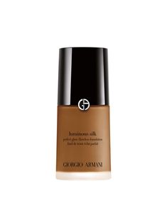 Its hydrating fluid glides on seamlessly with a silky texture and all-day, buildable coverage. As seen in the press, capture the glow of perfect skin with this award-winning foundation. Luminous Silk foundation features an exclusive Micro-fil technology. So weightless, it redefines foundation. For all skin types Giorgio Armani Foundation, Beauty Bible, Giorgio Armani Beauty, Luminous Silk Foundation, Oil Free Foundation, Silky Skin, Violet Grey, Liquid Highlighter, Armani Beauty