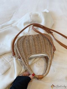 BirdinBag - Chic Mini Fashion Handbag - Summer Straw Woven Beach Bag Trendy Crossbody Shoulder Bag For Vacation, Trendy Bucket Box Bag For Vacation, Summer Large Capacity Crossbody Bucket Bag, Large Capacity Straw Crossbody Bag For Vacation, Trendy Beach Box Bag With Adjustable Strap, Summer Crossbody Bucket Bag With Large Capacity, Beach Season Beige Crossbody Bucket Bag, Trendy Beige Box Bag For Beach, Chic Shoulder Box Bag For Beach