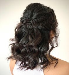 Half Up Curled and Braided Bridesmaid Hair Half Up Half Down Short Hair, Half Up Curls, Bridemaids Hairstyles, Prom Hair Medium, Half Up Wedding Hair, Bridesmaid Hair Medium Length, Half Up Half Down Hair Prom, Bridesmaid Hairstyles Half Up Half Down, Teased Hair